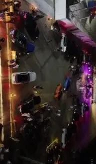 تجمع السيارات من فوق